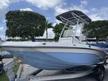 2025 Yamaha Boats 195 FSH Sport - photo 3