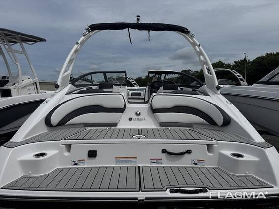 2025 Yamaha Boats 195S