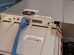 Bitmain Antminer S21 XP 270 TH/s Bitcoin Miner US Stock with Vnish firmware